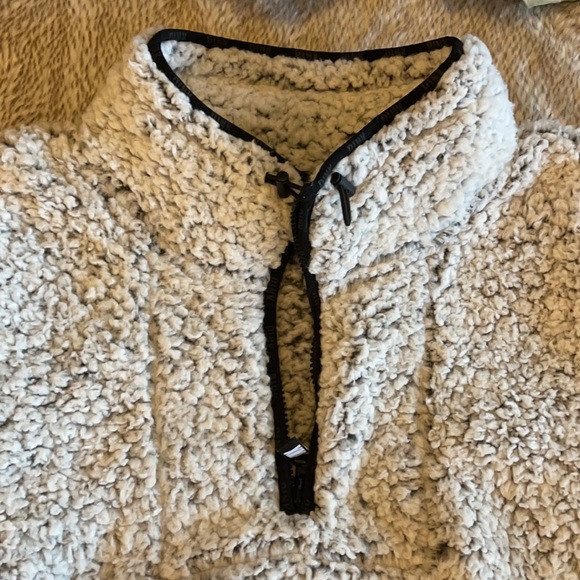 VS Pink Pullover Gray Sherpa Jacket - Picture 6 of 8